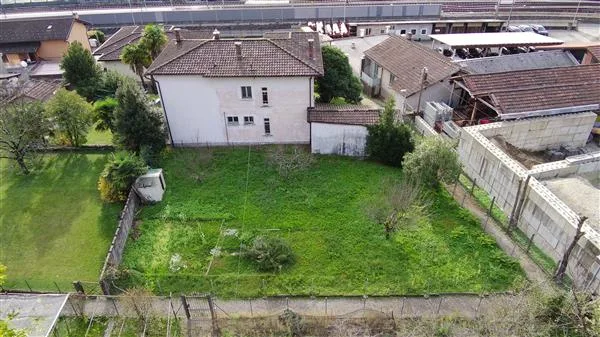Maroggia: Terreno edificabile