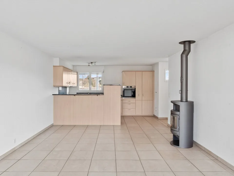 Appartement 4.5 pièces avec 102 m², 15.7 m² de loggia & poêle suédois – vivre avec confort à Lyss