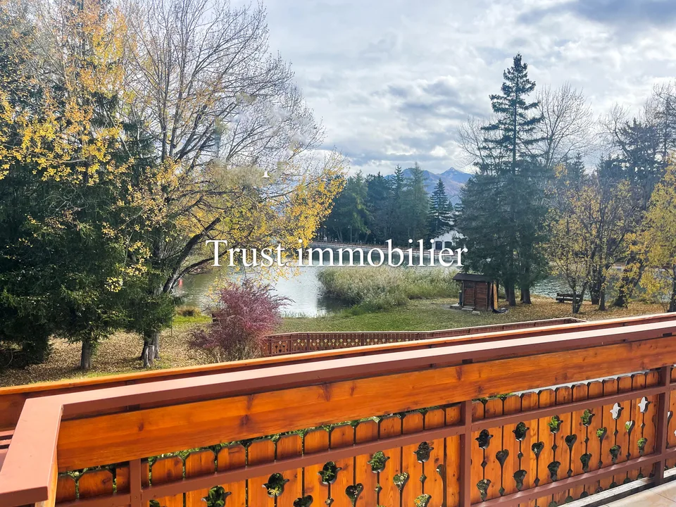 4016. Appartement en RdC au centre de Crans