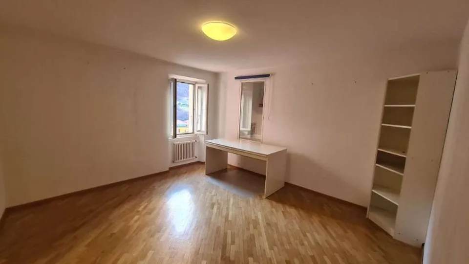 AROGNO: GROßES PANORAMAHaus IM ORTSKERN – Foto 13 von 13