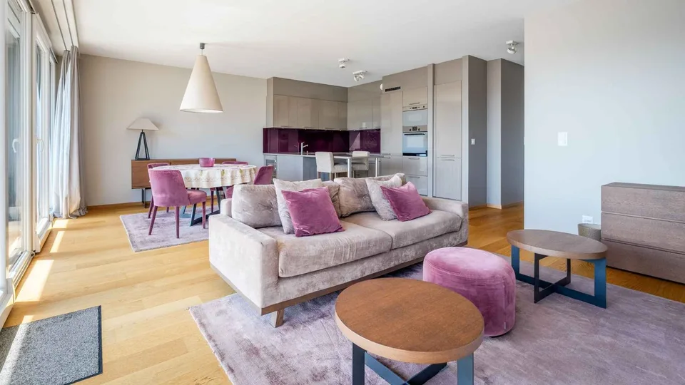 Exclusivité : Appartement traversant avec loggia