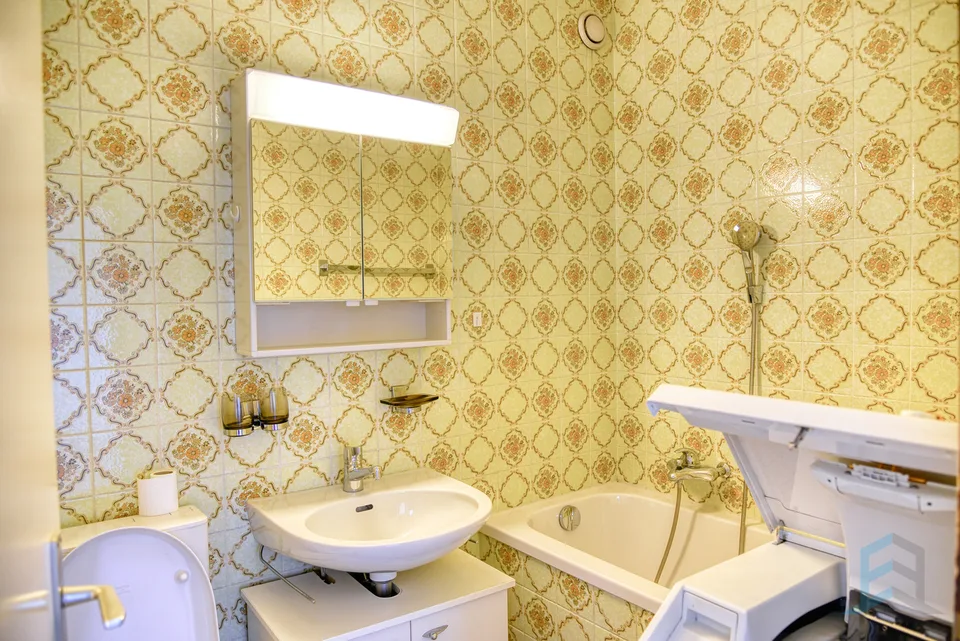 EXCLUSIVITE Spacieux appartement 4 ½ pièces à proximité du centre – Foto 9 von 13