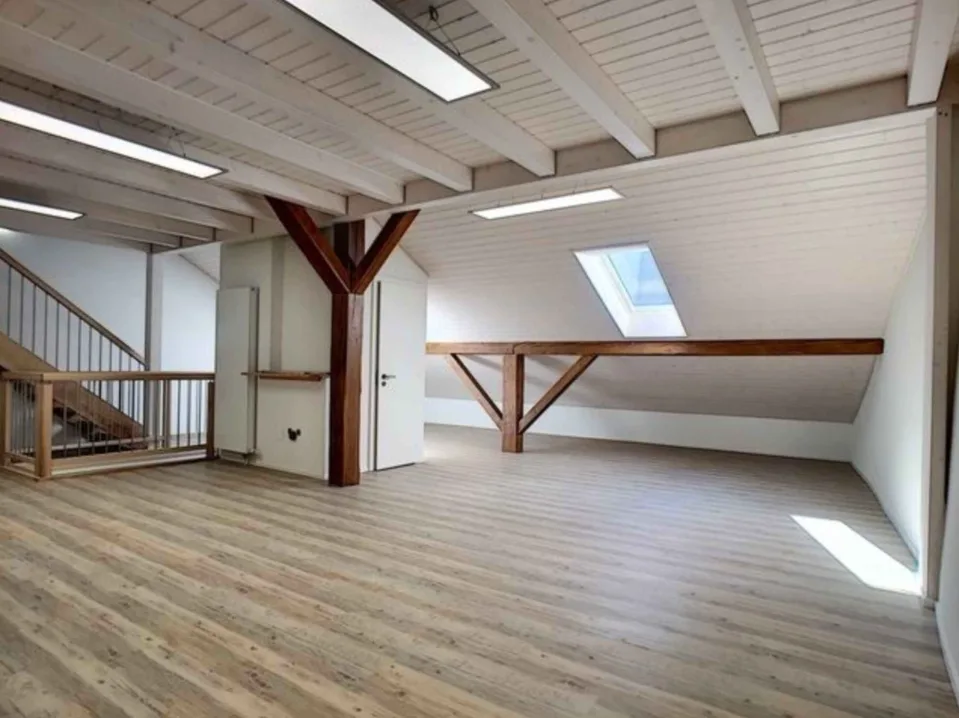 Bureaux atypiques de 125m2 sur deux étages au coeur de Morges