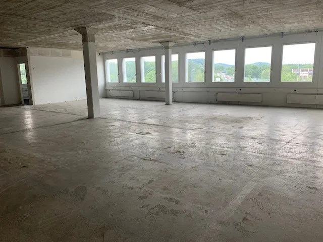 Spazio commerciale ideale al 3° piano – foto 10 di 11