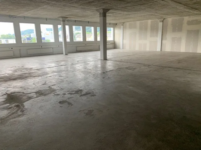 Spazio commerciale ideale al 3° piano – foto 8 di 11