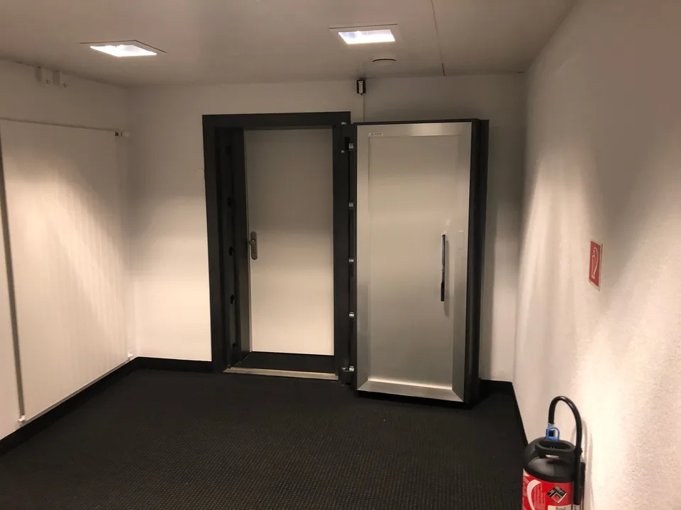 Repräsentatives Gewerbeobjekt an Toplage in Unterkulm vielseitig nut – Foto 8 von 9