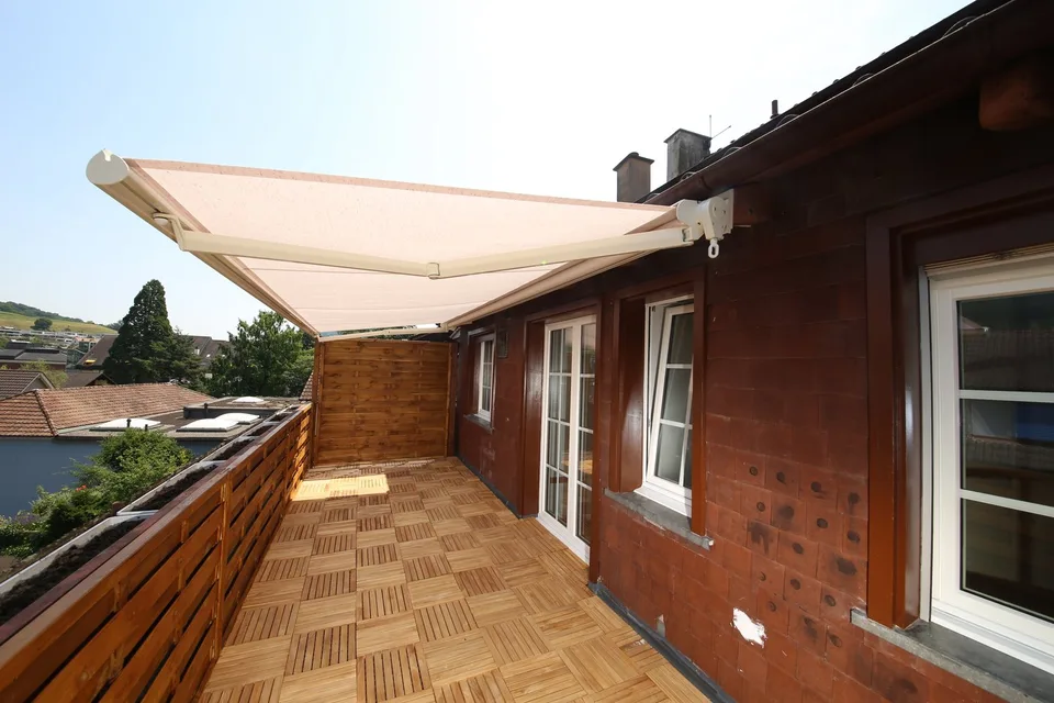 2 Monate Nettomiete geschenkt – Schöne renovierte 4,5-Zimmer-Dachwohnu – Foto 9 von 9