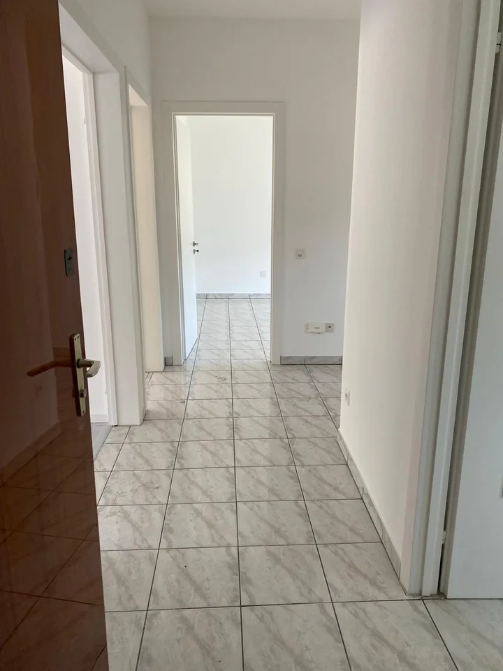 Chiasso, large 3.5-room attic with separate kitchen
