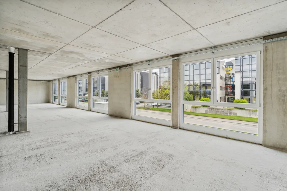 Neu in Gland - Gewerbliche / industrielle Fläche - 300m2