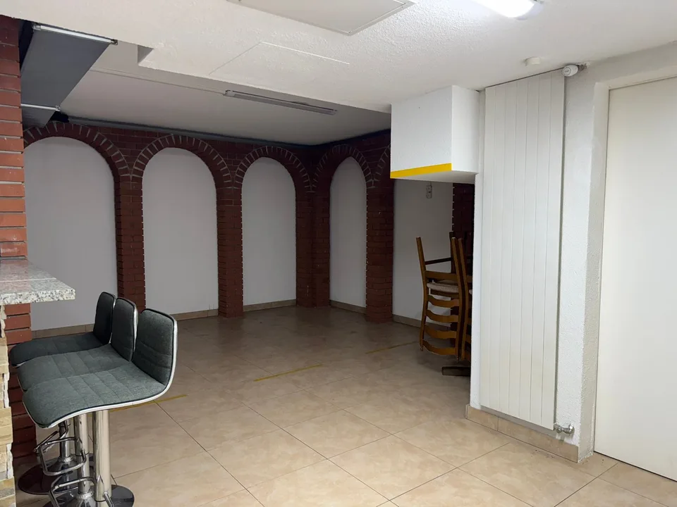 Idéal pour bar à chicha, club, événements privés, coiffeur, etc.!