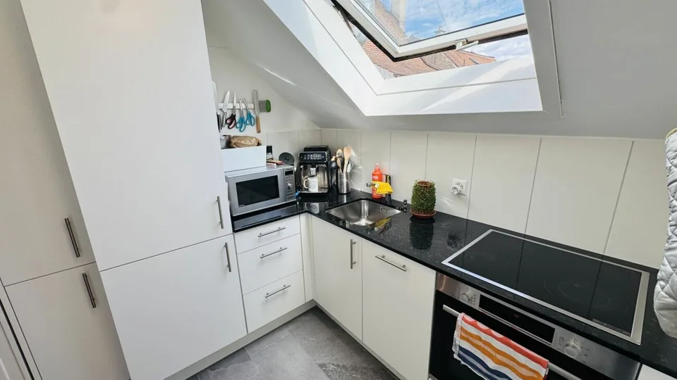 Neuwertige 3-Zimmerwohnung im 4. OG ohne Lift und ohne Balkon - mit eigener WM/TU