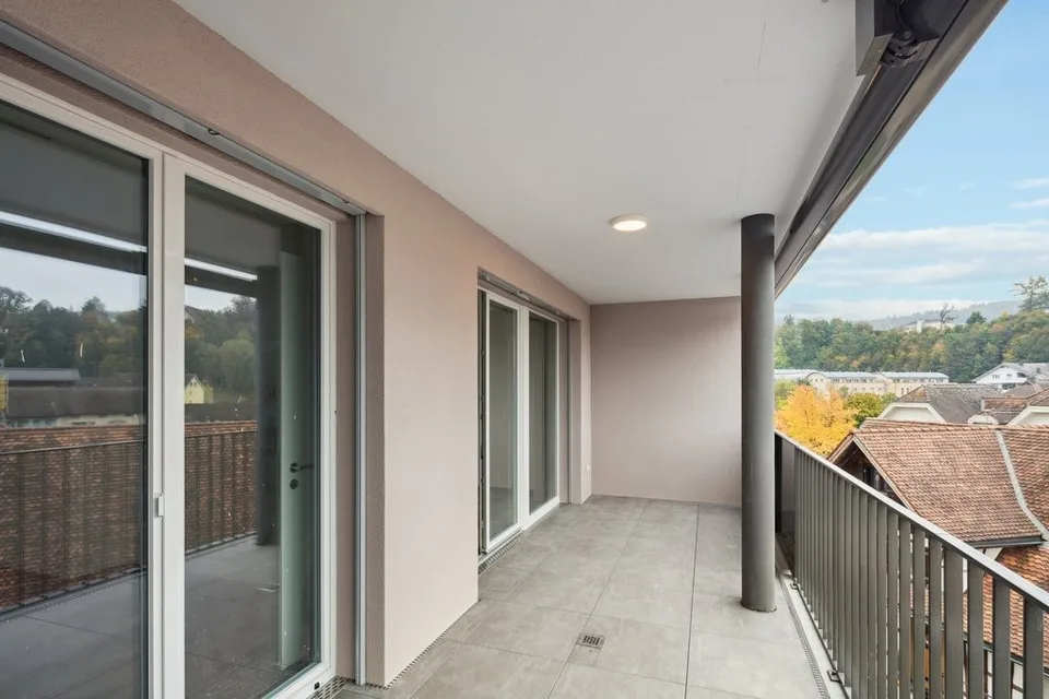 HOCHWERTIGE WOHNUNG FÜR PAARE SINGLES UND SENIOREN