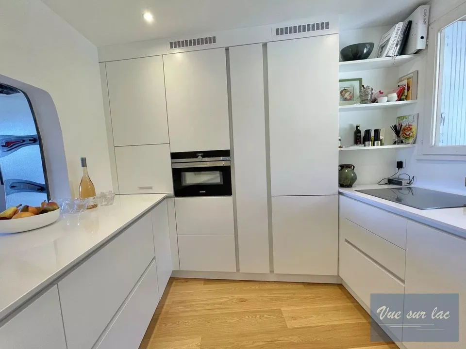 Sommerurlaub mit Fuß im Wasser, Apartment in privater Residenz – Foto 8 von 13