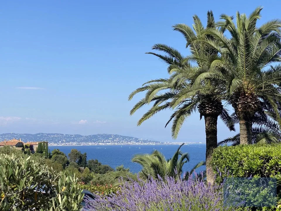 Vacanze estive con i piedi nell'acqua, appartamento in residenza privata