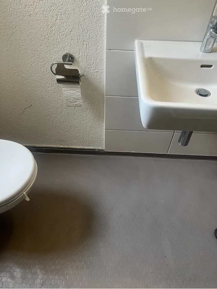 Gemütliche möblierte Zimmer