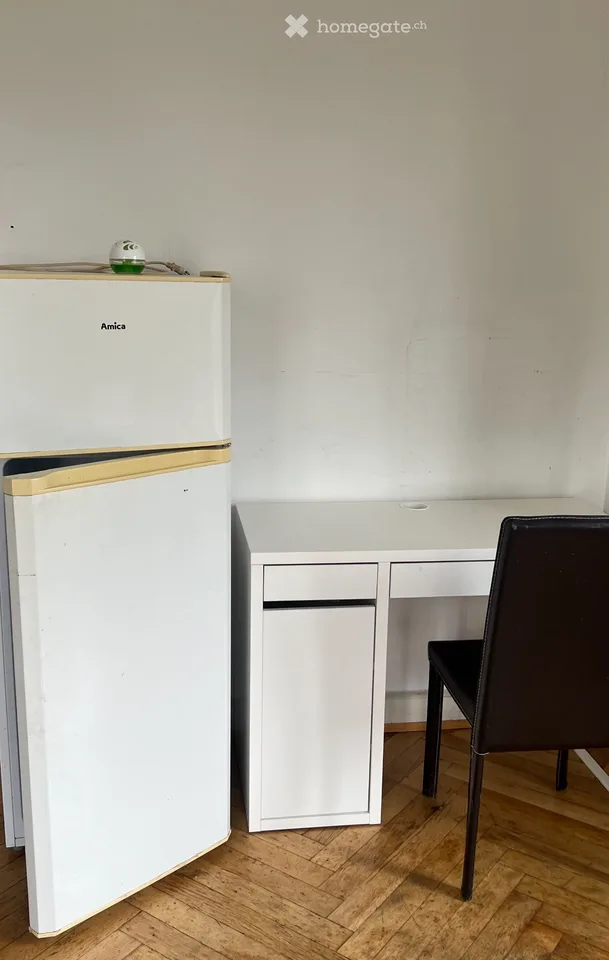 Gemütliche möblierte Zimmer