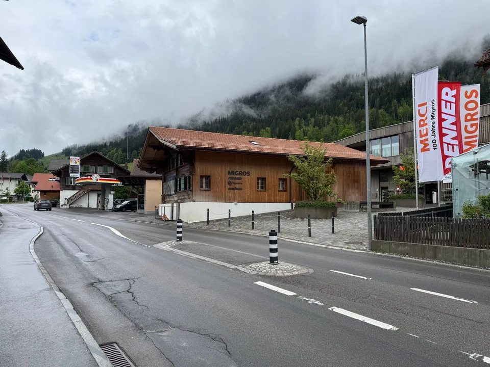 Espace de bureau/atelier attrayant au cœur de Zweisimmen