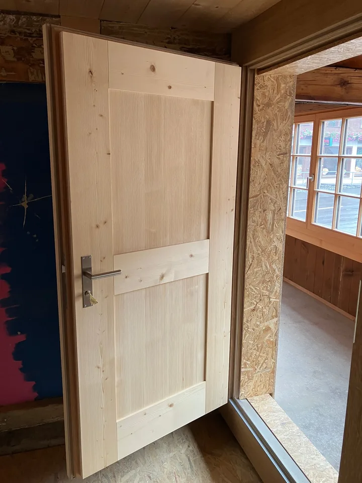 Attractive office/studio space in the heart of Zweisimmen – photo 11 of 14