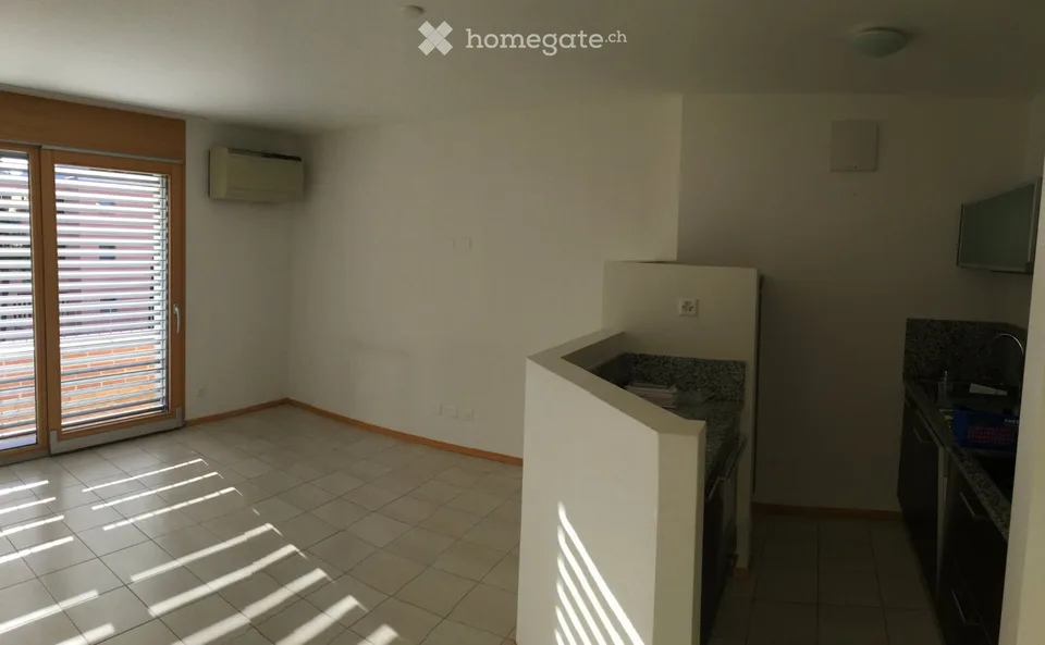 MAROGGIA  Moderno e soleggiato bilocale