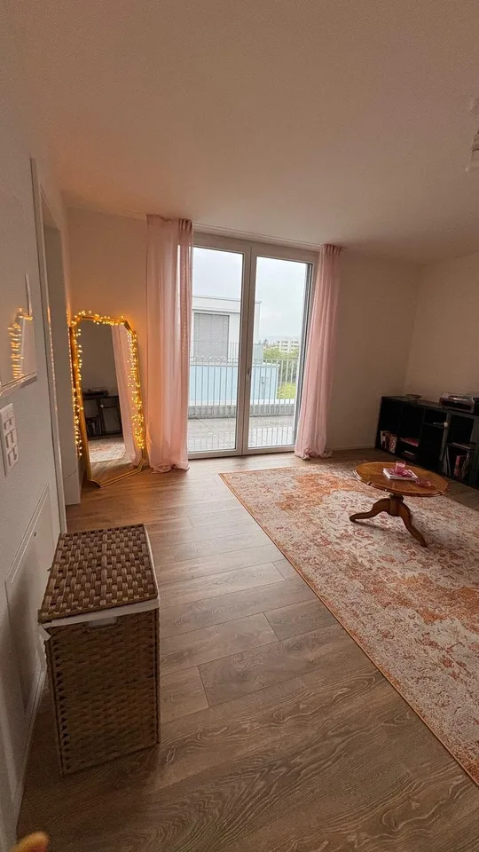 Bright & Modern 2.5 - Room Apartment in Zürich Altstetten
