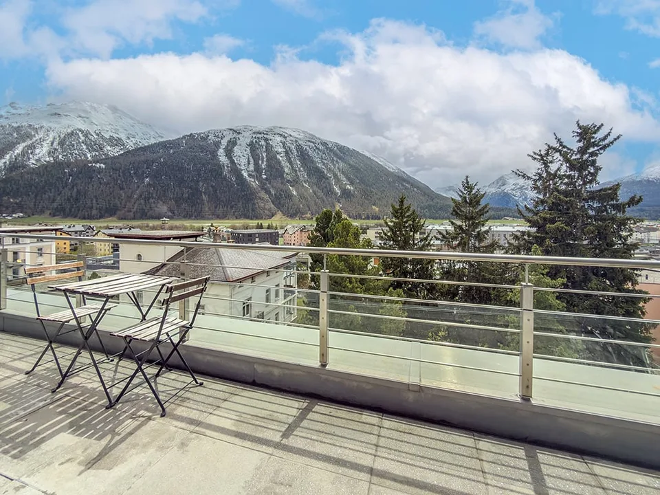 Alto piatto dell'Engadina: penthouse in affitto stagionale