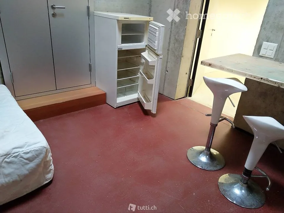 Location de locaux de stockage, local de loisirs, bureau