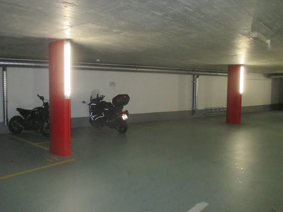 RAVIÈRES - da 200 a 785 m2 – foto 17 di 18