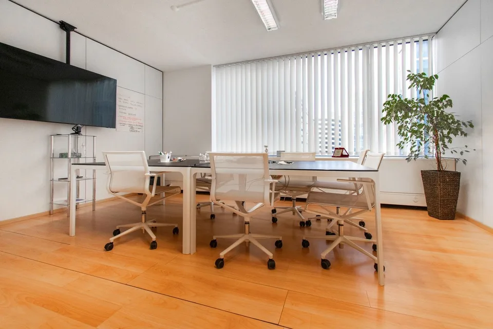 Elegant office in the heart of Lugano