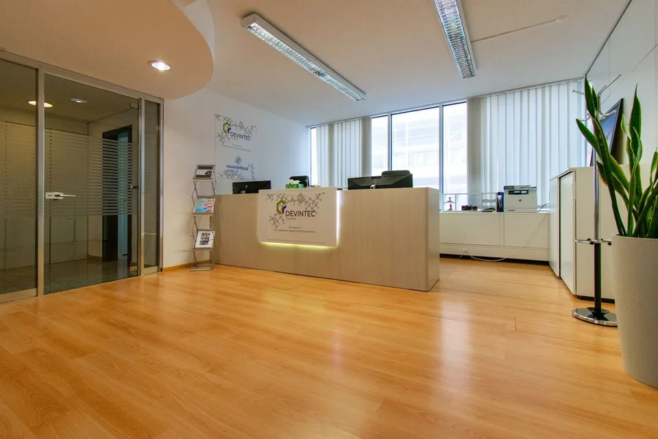 ELEGANTE UFFICIO NEL CUORE DI LUGANO