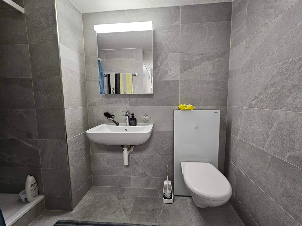 Charmante 2.5-Zimmer-Wohnung im Herzen von Uznach