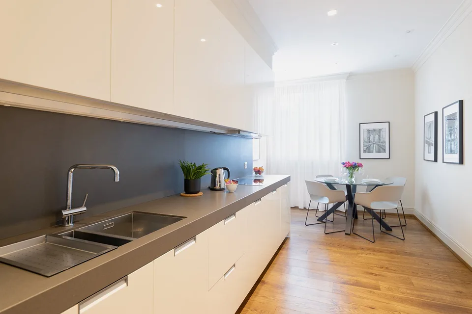 LUGANO-COLLINA D'ORO- ATTICO DI LUSSO ARREDATO SU DUE LIVELLI CON SPLENDIDA VISTA LAGO(rif.609) – foto 6 di 21
