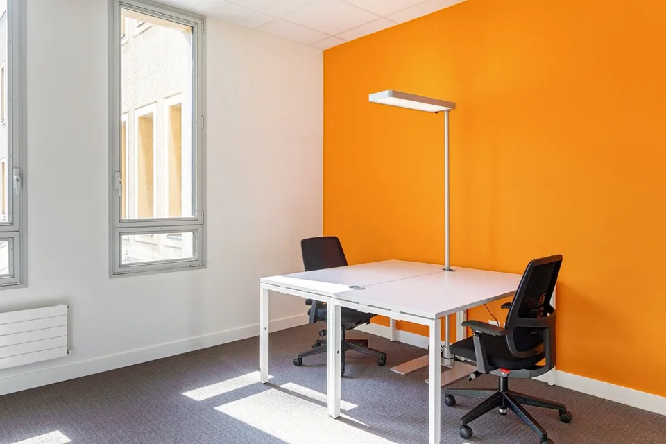 Büro all-inclusive für 3 Personen im Regus Quartier Maghetti