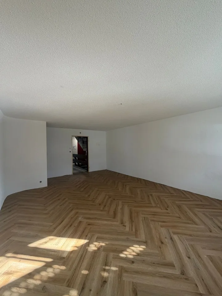 Magnifique appartement de 4.5 pièces rénové à neuf avec intérieur moderne