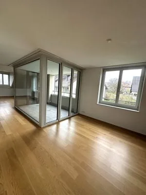 3.5 Zimmer Wohnung, Uerzlikon - Traumhafte 3.5-Maisonettewohnung
