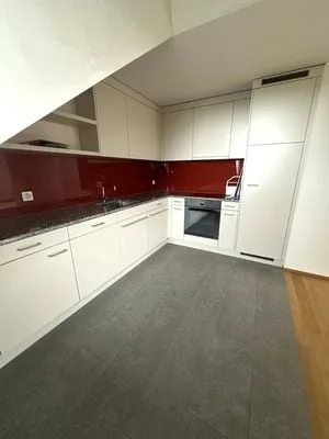 3.5 Zimmer Wohnung, Uerzlikon - Traumhafte 3.5-Maisonettewohnung
