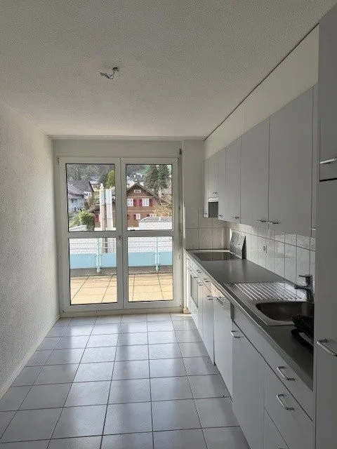 Tolle Wohnung mit schönem grossem Balkon