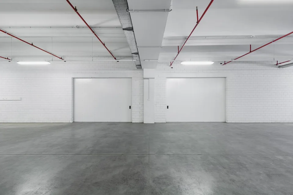 CADENAZZO - Grand entrepôt/laboratoire de 3'260 m² à louer à Cadenazzo. (Ref. 001) – photo 7 sur 24