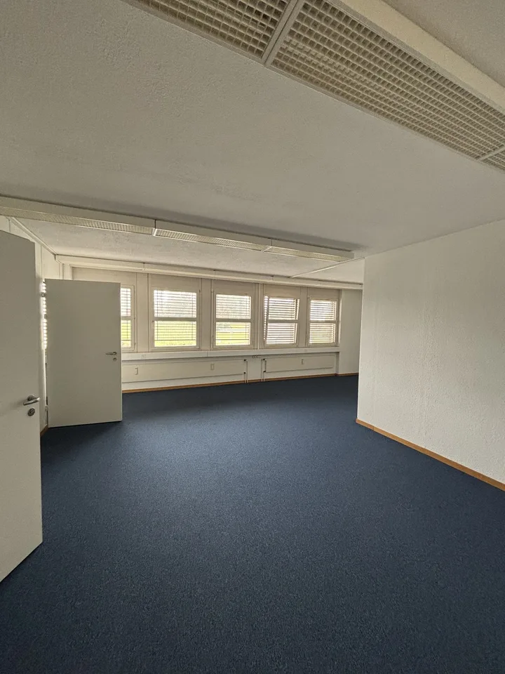 Office in attractive location