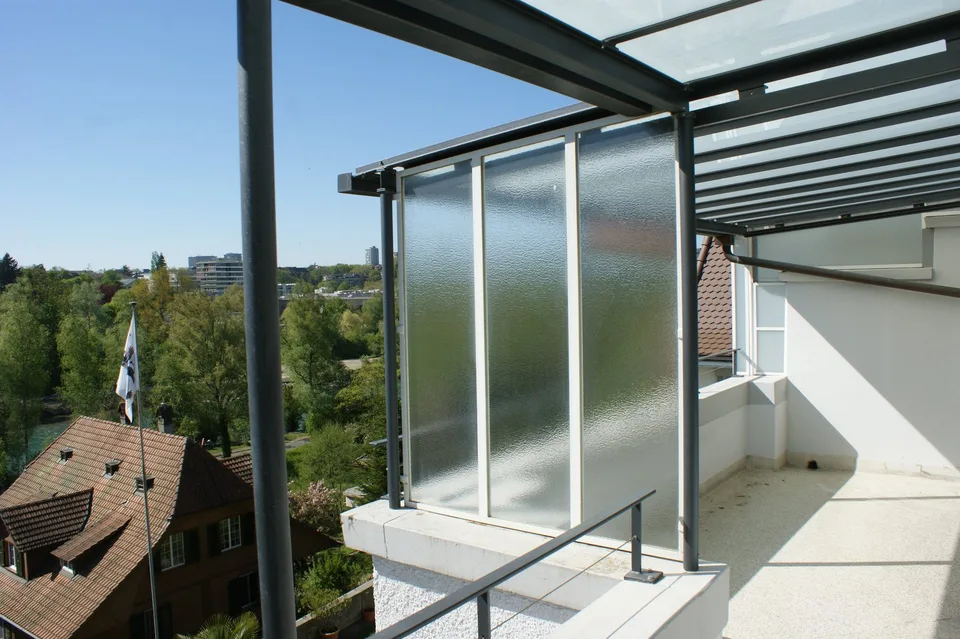 Moderne 3.5-Zimmer-Wohnung mit Balkon und schöner Aussicht in Bern