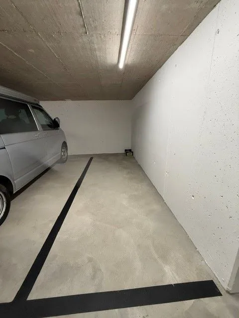 Motorrad Parkplatz in Wollishofen zu vermieten