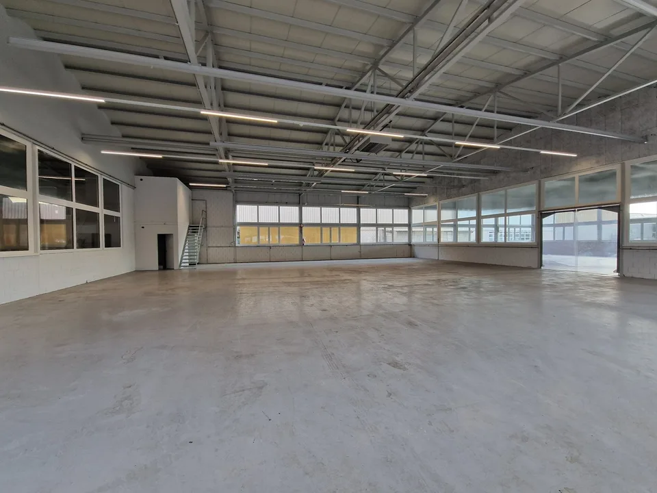 Lieu de travail Altenrhein - Grande halle de travail – photo 6 sur 8