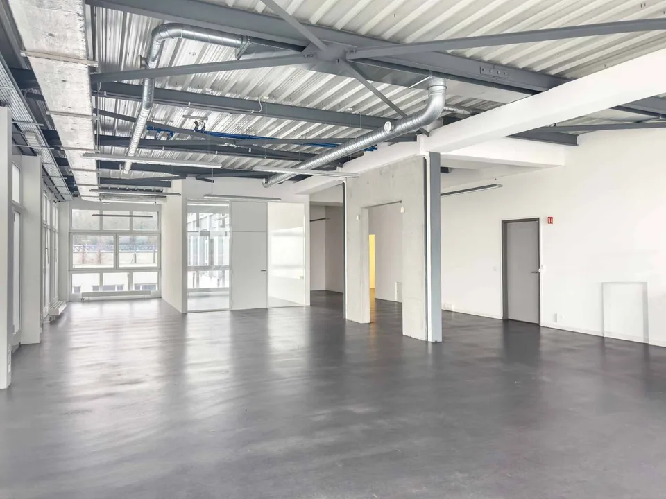 Bureau lumineux de 174m² à Carouge