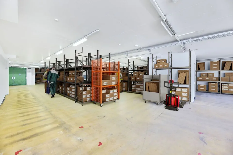 Ideale Lager-/Logistik- und Versandfläche in Basel - 832 m² mit hoher Bodenlast