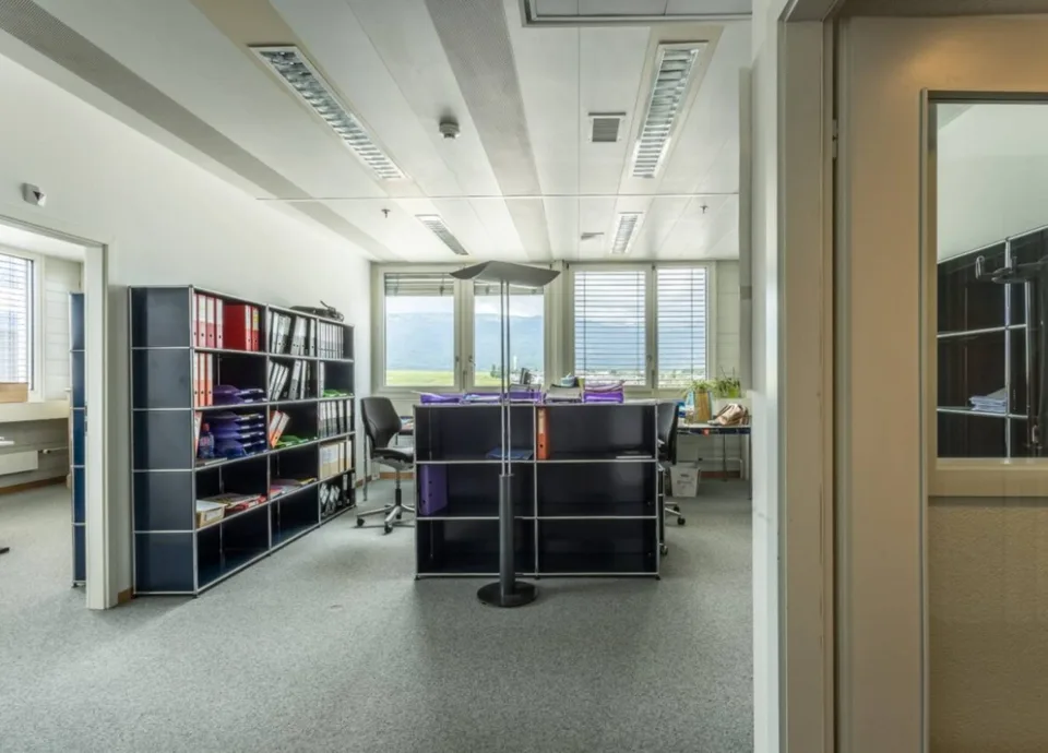 Offices of 130 m2 in the FTI area
