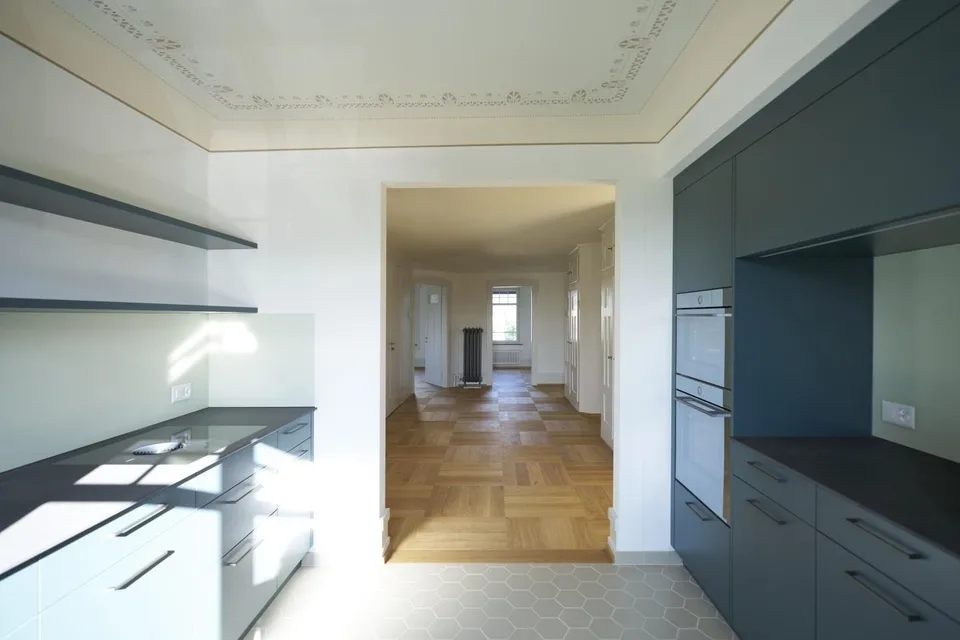 5.5-Room Apartment Living with Style - Majestic Art Nouveau Apartment – photo 7 of 12