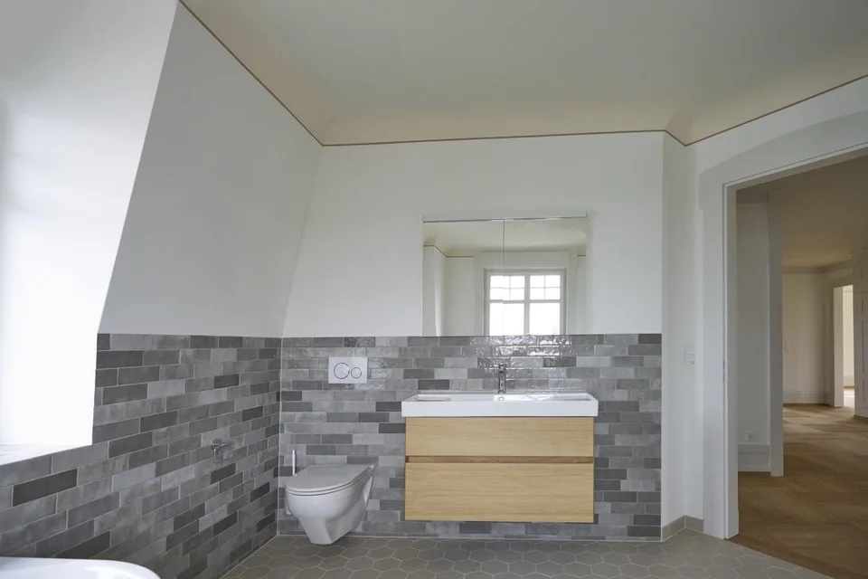 5.5-Room Apartment Living with Style - Majestic Art Nouveau Apartment – photo 10 of 12