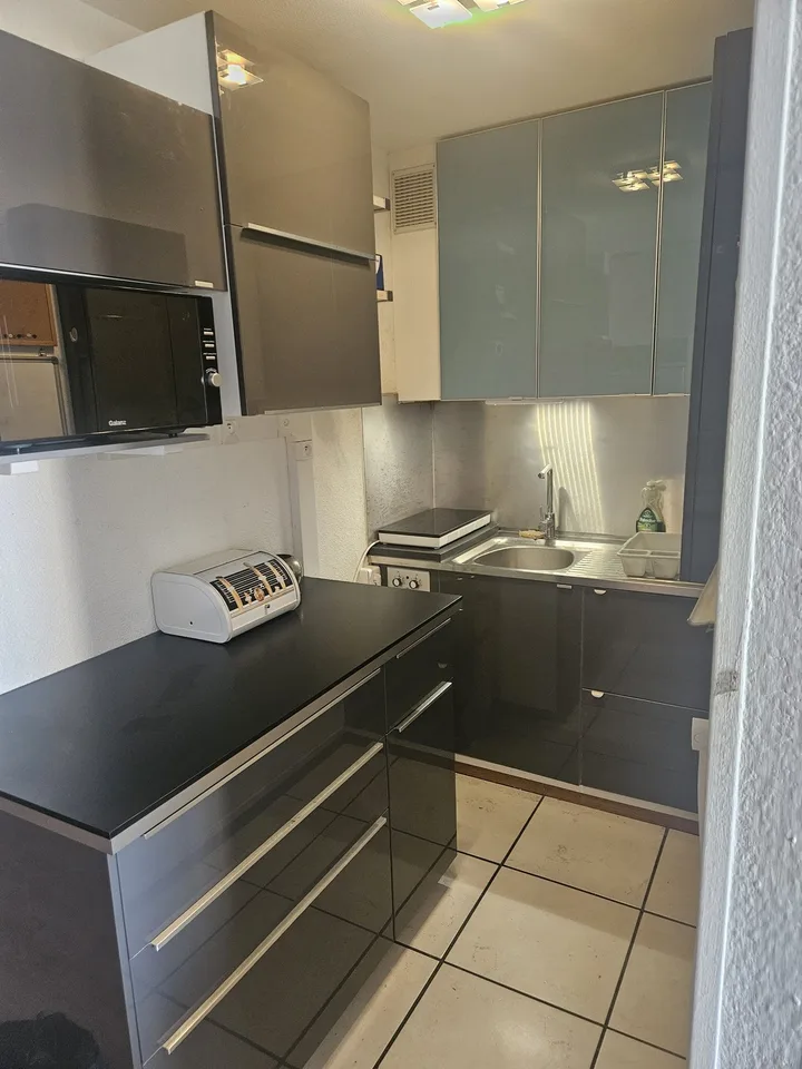 STUDIO - 1 pièce meublé situé au 3 étage