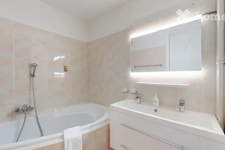 Möblierte 3,5-Zimmer-Wohnung