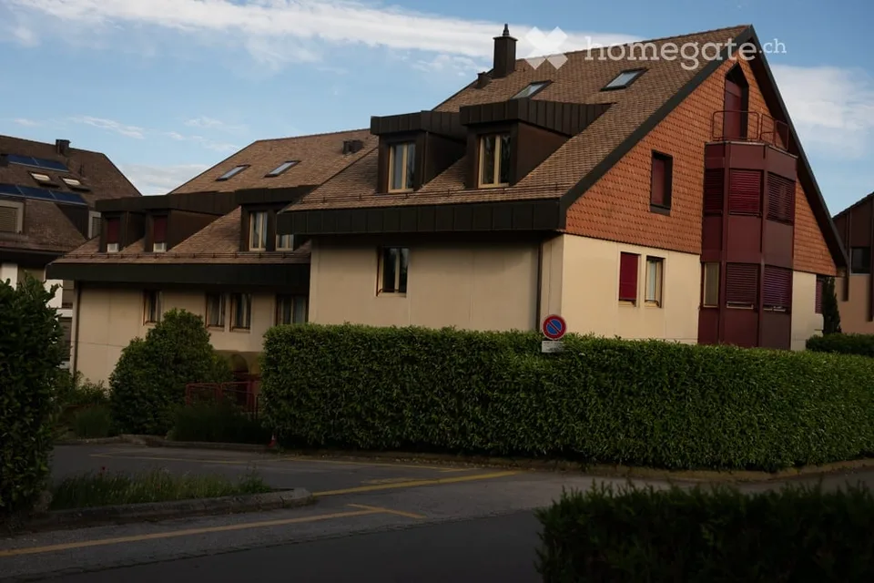 Aubonne - Prächtiges 5,5-Zimmer-Wohnung mit Garten 250 m² & Blick auf den See