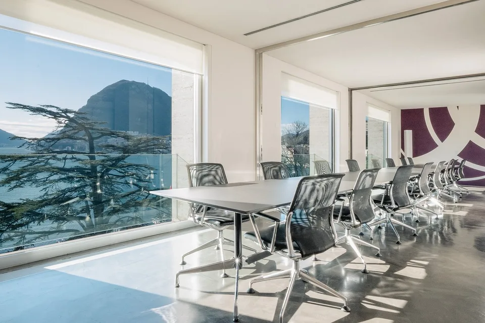 LUGANO CENTRO - Splendido ufficio fronte lago